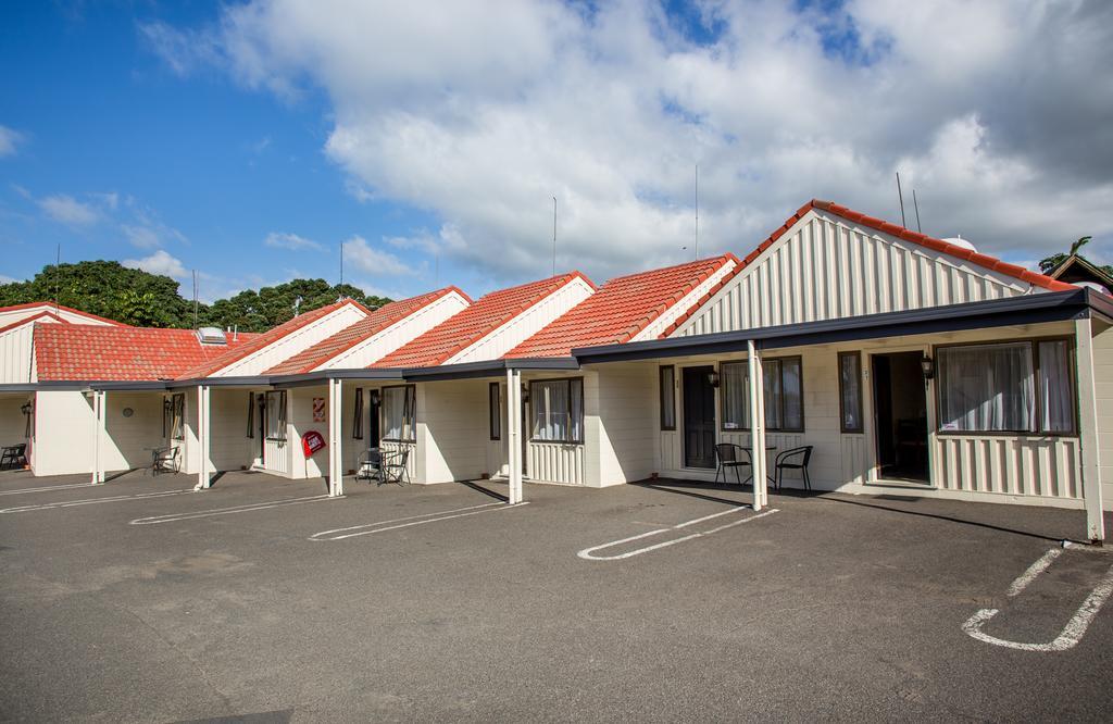 Bennetts Thermal Motor Inn Tauranga Exteriör bild