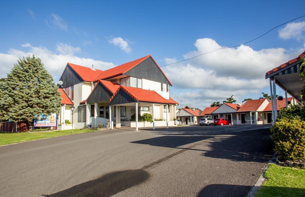 Bennetts Thermal Motor Inn Tauranga Exteriör bild