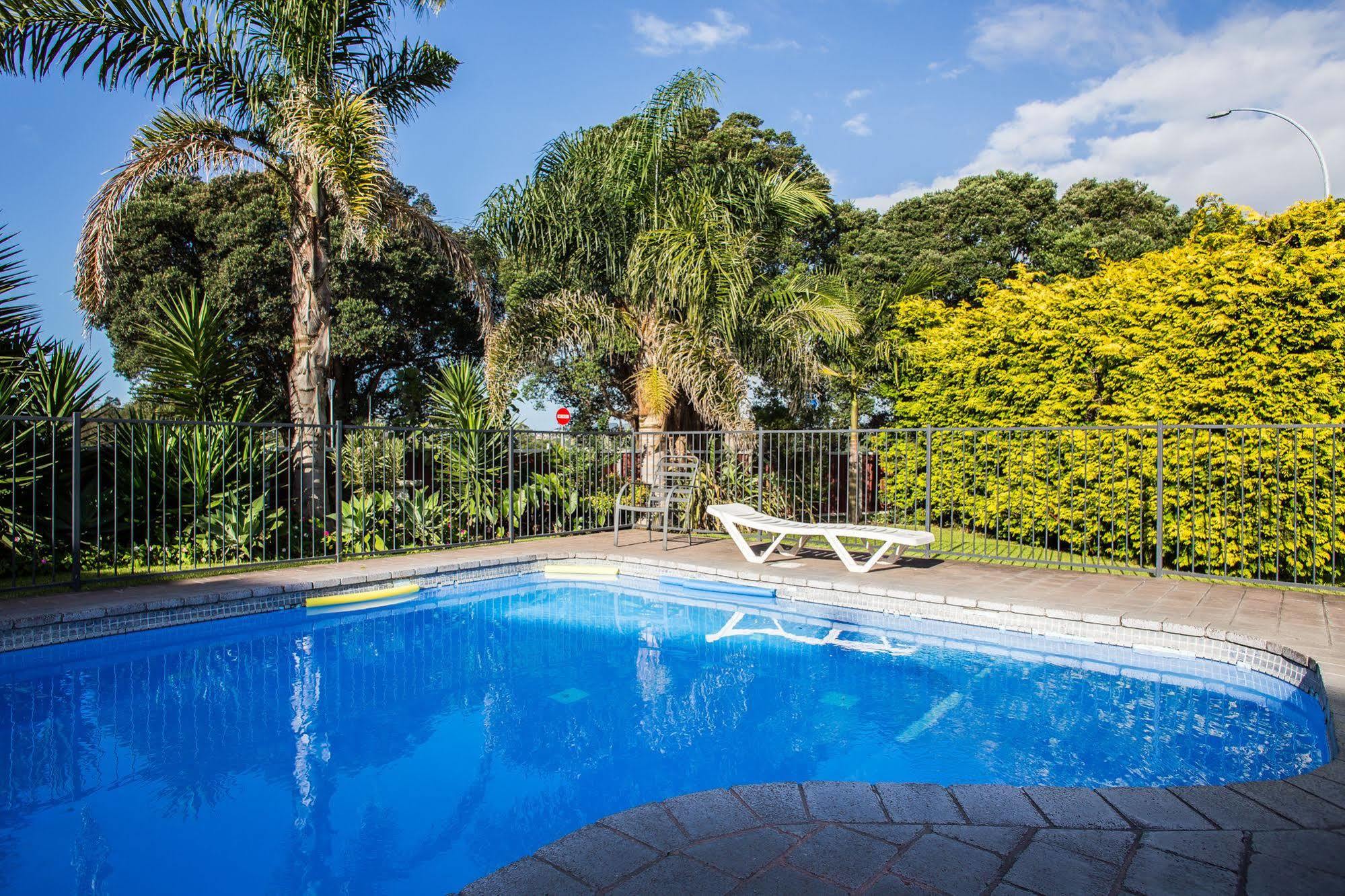 Bennetts Thermal Motor Inn Tauranga Exteriör bild